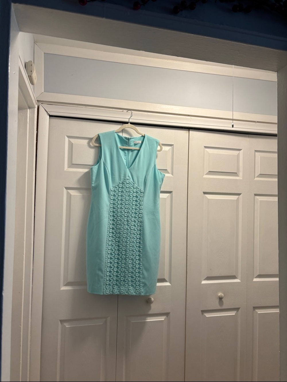 Calvin Klein Seafoam Sleeveless Shift Dress with Lace Front Panel